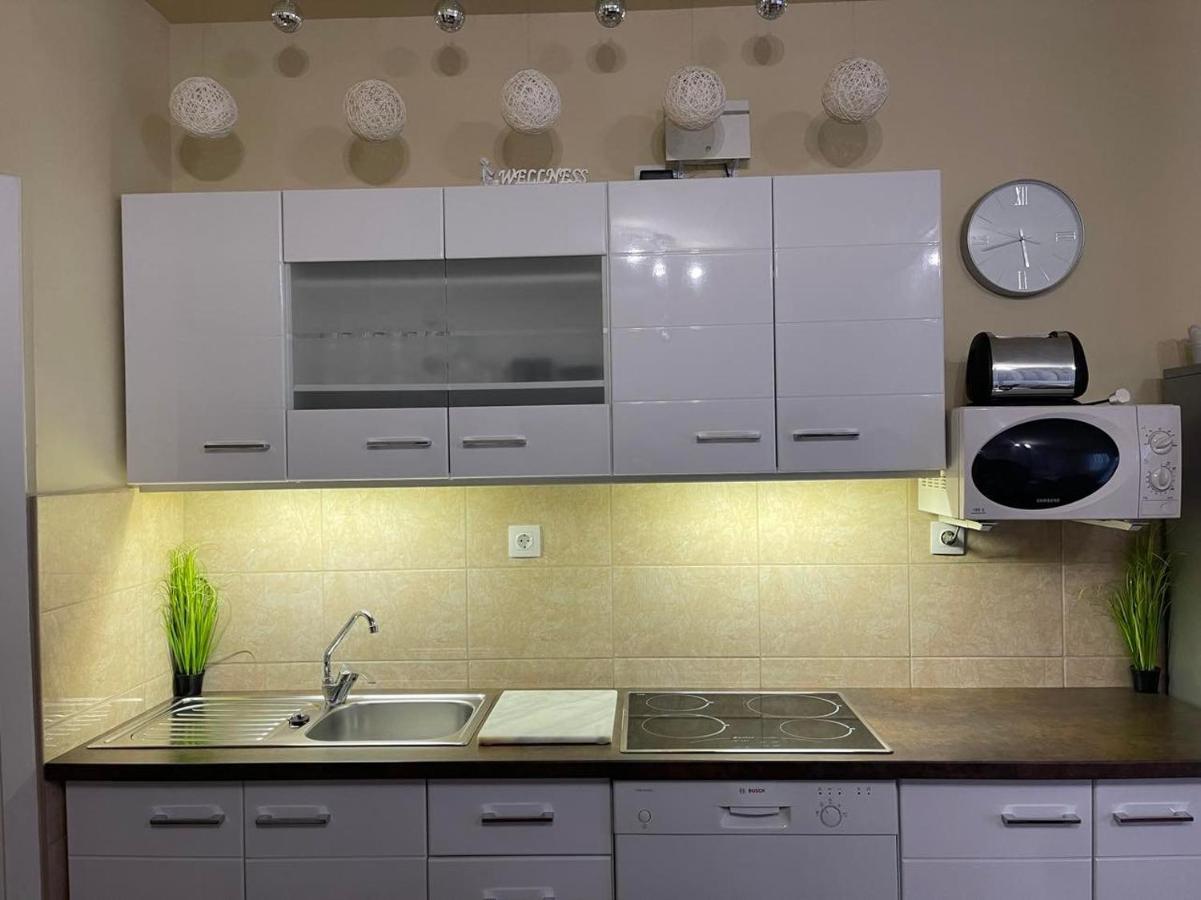 Benelise Apartman Heviz Exterior photo