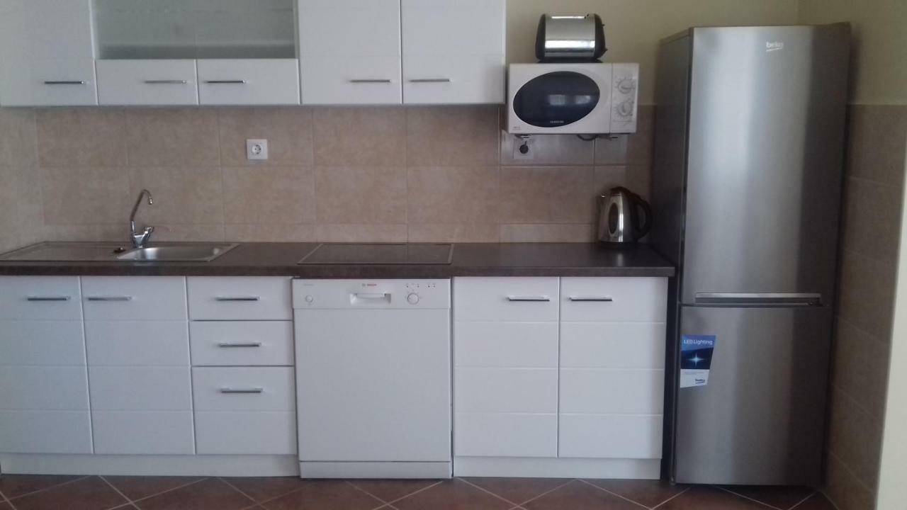 Benelise Apartman Heviz Exterior photo